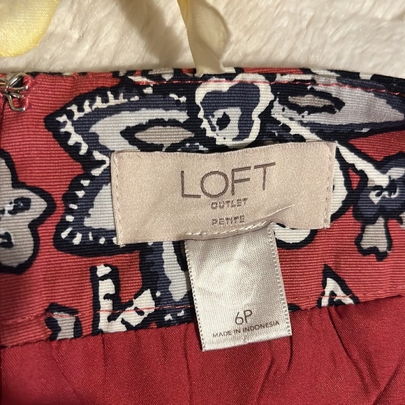 LOFT MINI SKIRT SIZE 6 - Picture 2 of 4